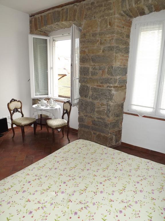 B&B Gens Julia Trieste Exteriör bild
